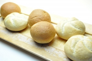 本日のパン2種盛り合わせ